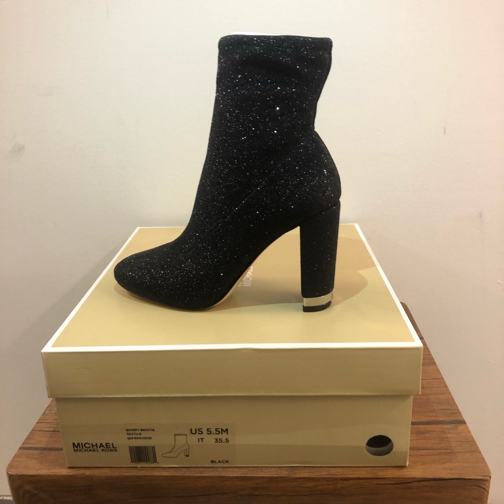 NEW AUTHENTIC WOMEN’S MICHAEL KORS HEEL BOOTS